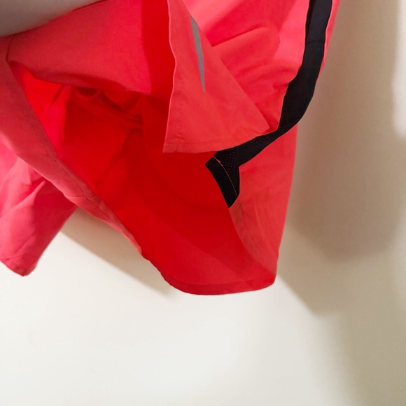 Nike Dri Fit Womens Bright Color Shorts Size XL Athletic Gym Running - Picture 8 of 8